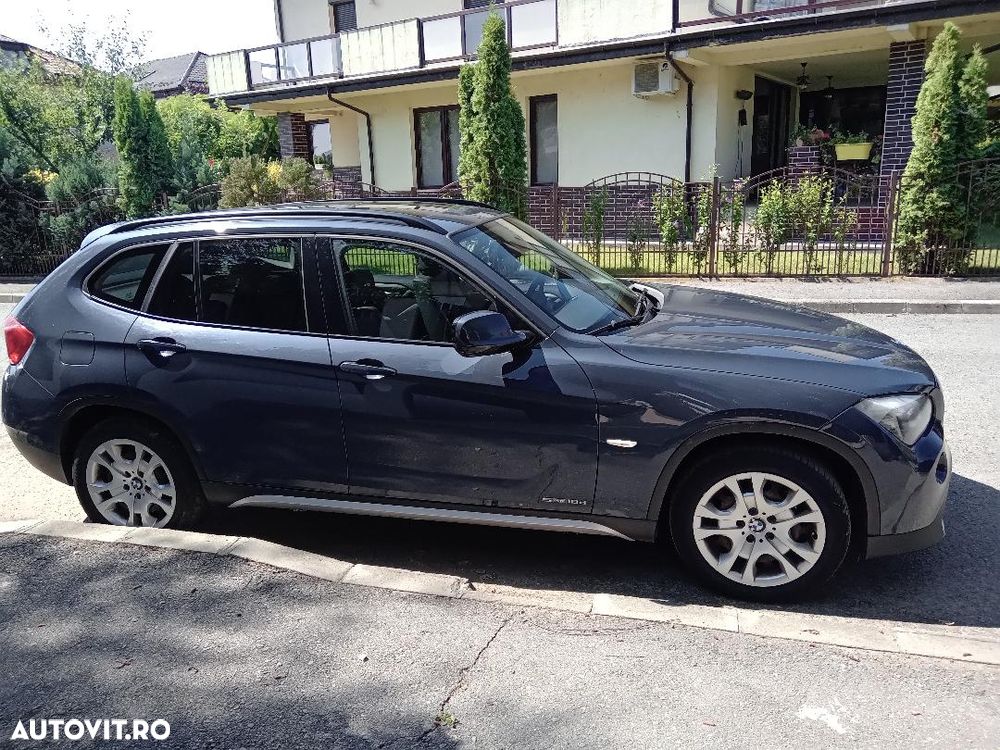 BMW X1 xDrive18d Sport Line - 1