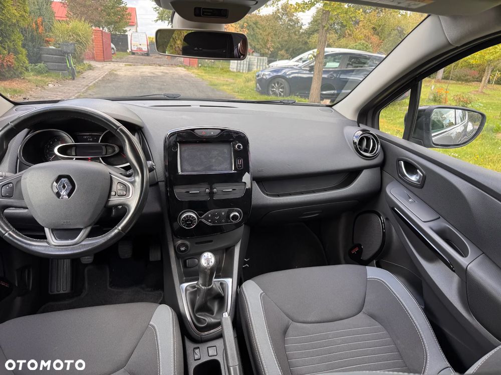 Renault Clio - 7
