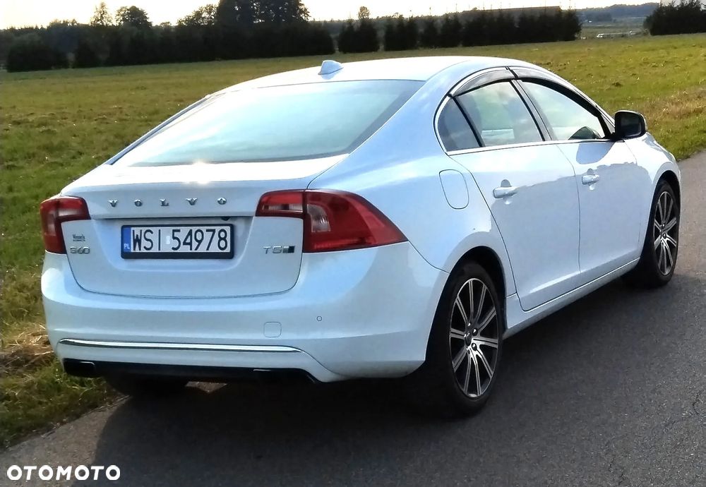 Volvo S60 2.5 T5 AWD - 4