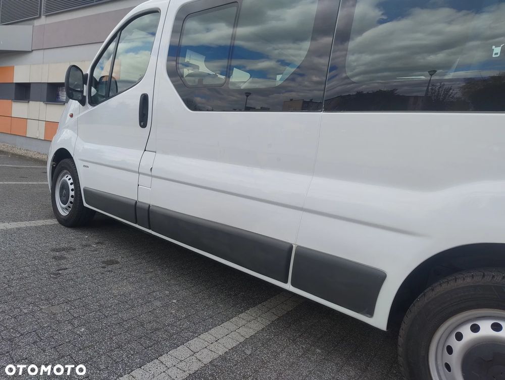 Opel Vivaro - 30