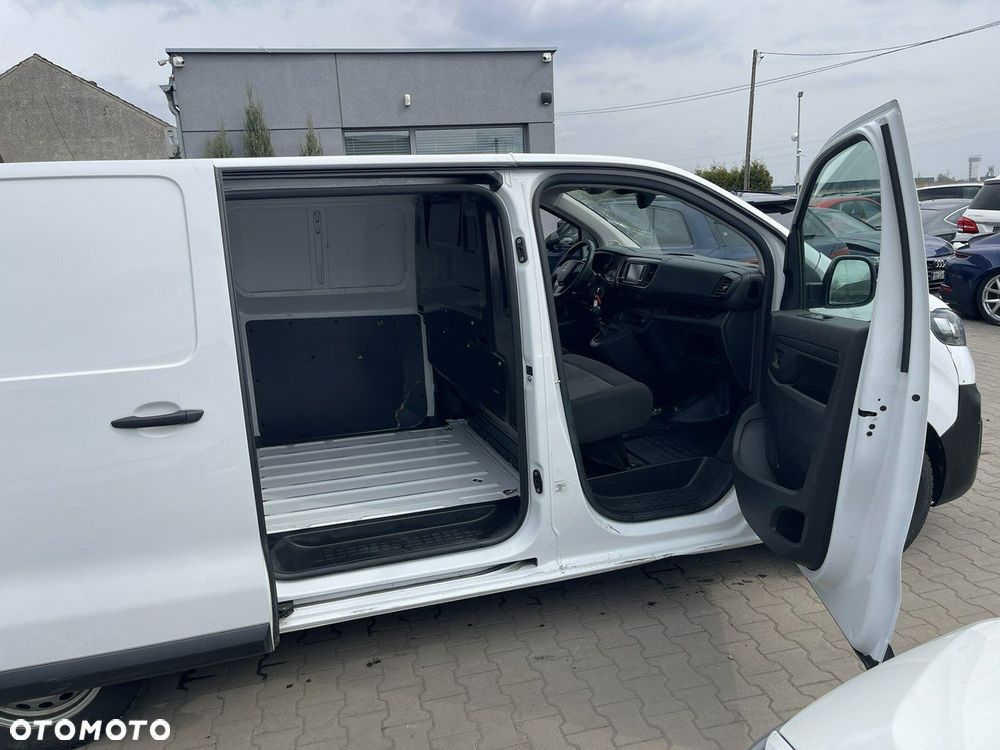 Opel Vivaro - 11