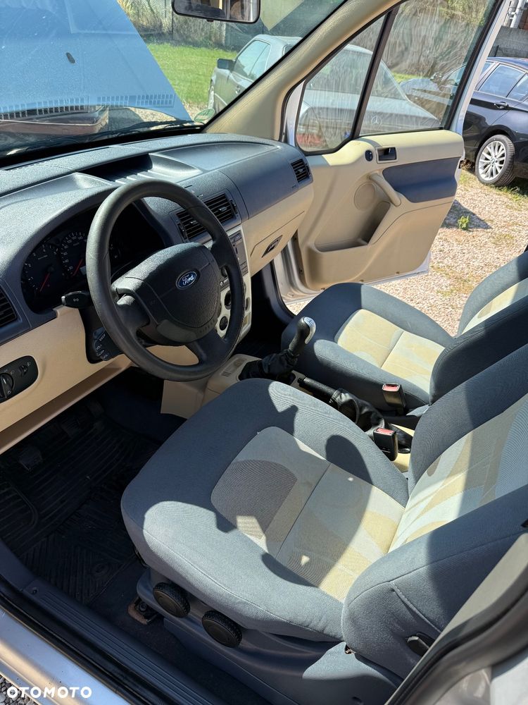 Ford Tourneo Connect - 9