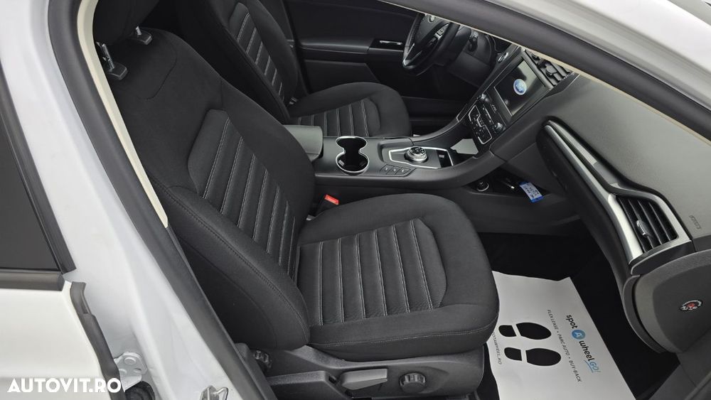 Ford Mondeo 2.0 TDCi Aut. Trend - 19