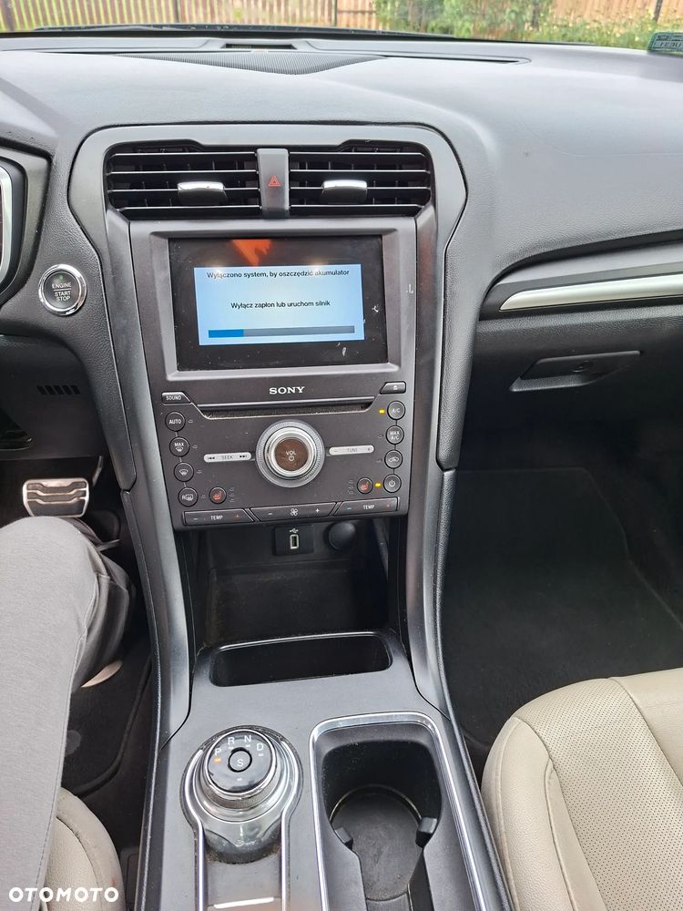 Ford Fusion - 9