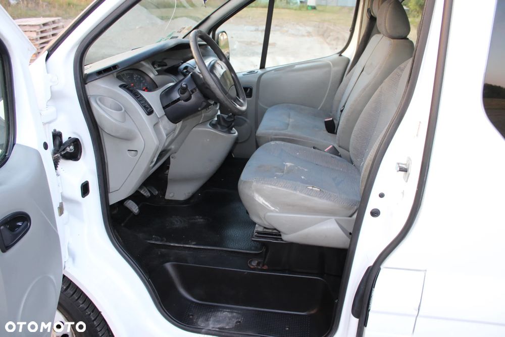 Renault TRAFIC - 5