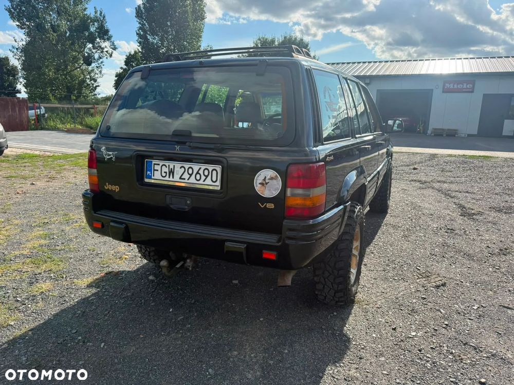 Jeep Grand Cherokee 5.2 Limited - 23
