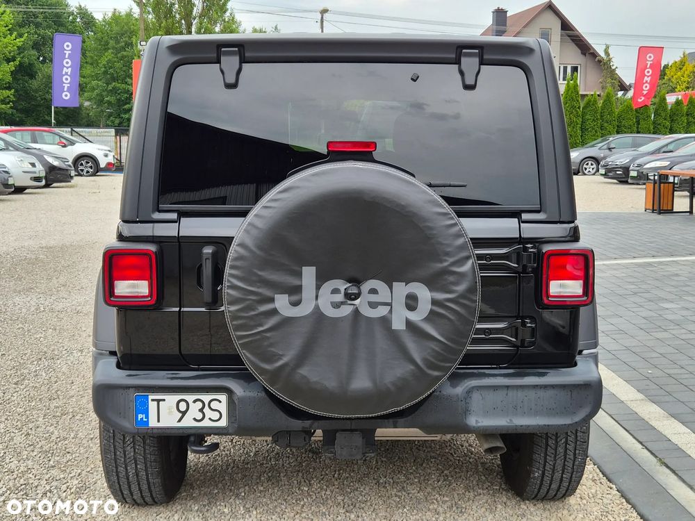 Jeep Wrangler - 7