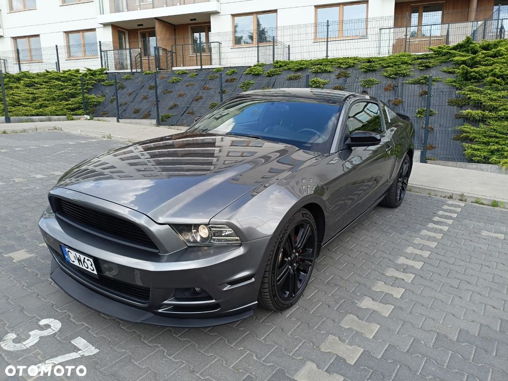 Ford Mustang 3.7 V6 Premium - 1