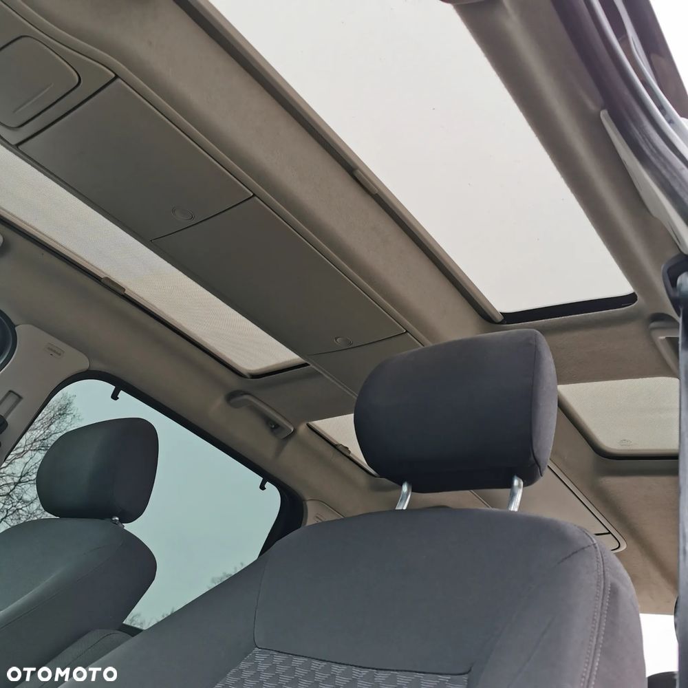 Ford Galaxy 2.0 TDCi Ghia - 6