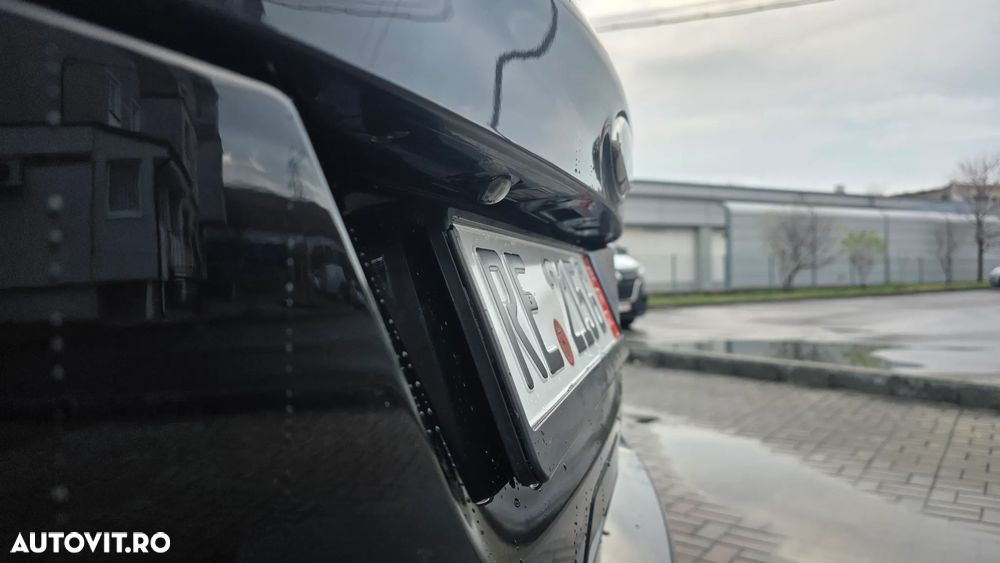 Ford Kuga 2.0 TDCi 4x4 Titanium - 8