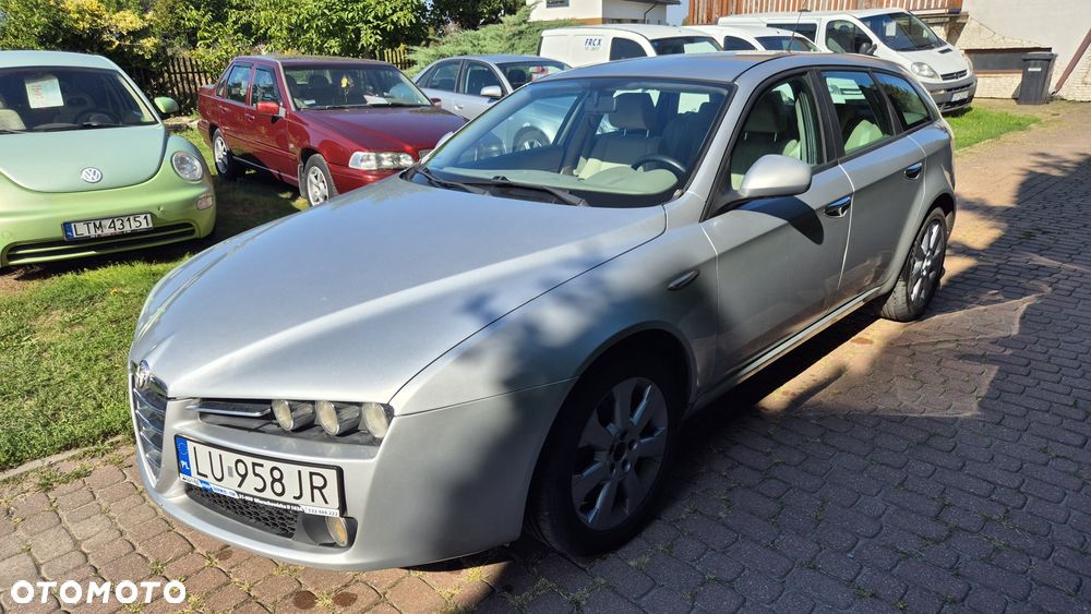 Alfa Romeo 159 - 2