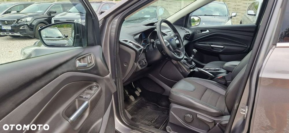 Ford Kuga - 17