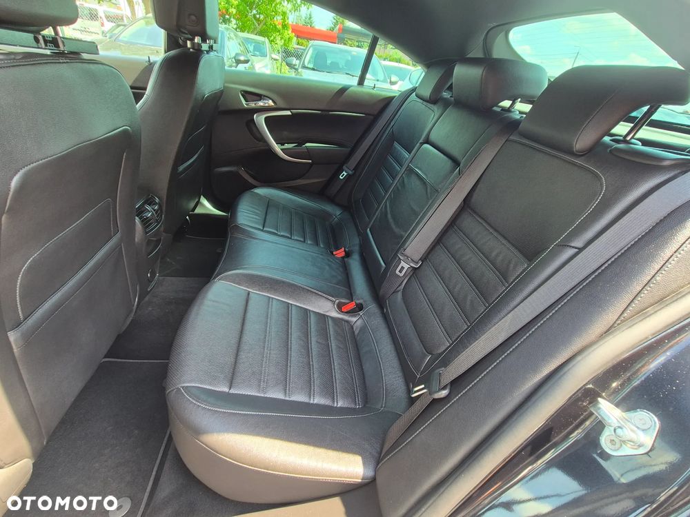 Opel Insignia 1.4 T Cosmo S&S - 28