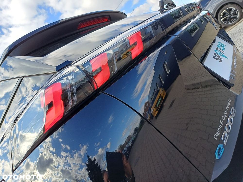 Peugeot 2008 - 11