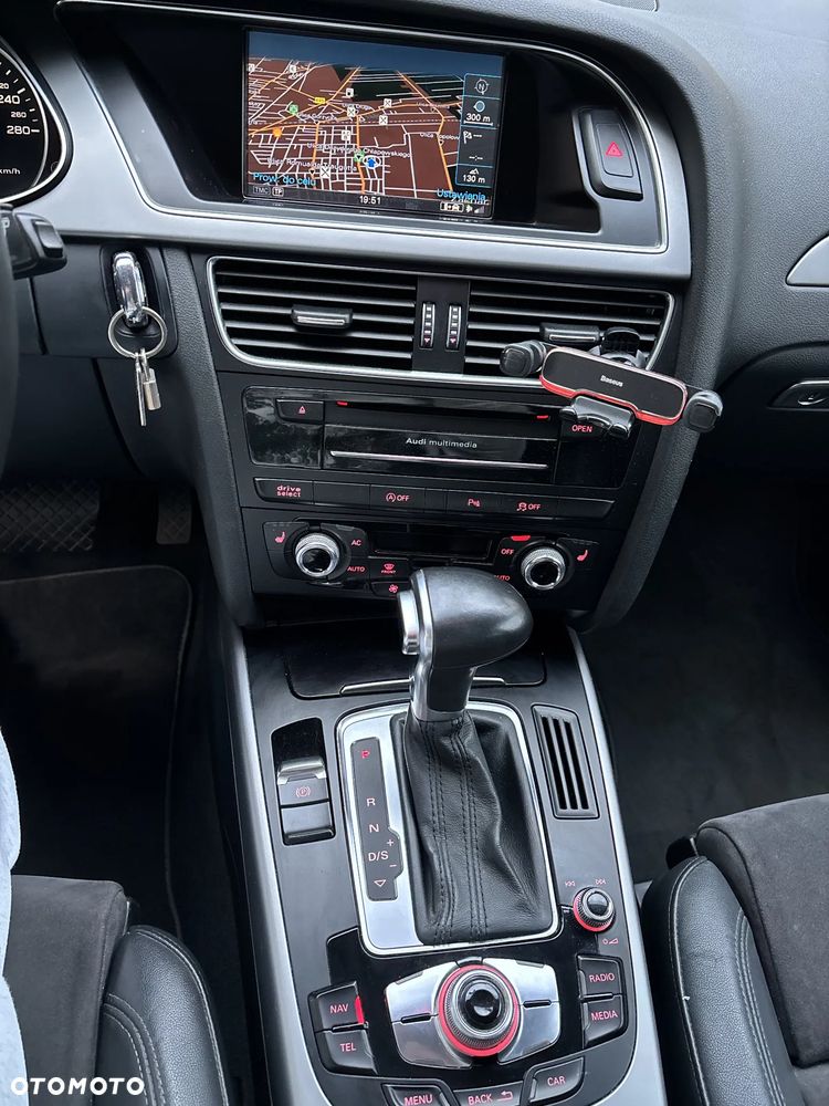 Audi A4 Avant 2.0 TDI DPF multitronic Ambiente - 13