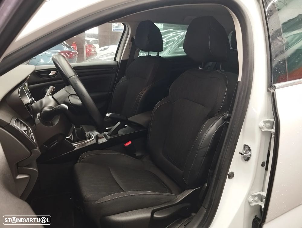 Renault Mégane Sport Tourer 1.5 Blue dCi Limited - 14