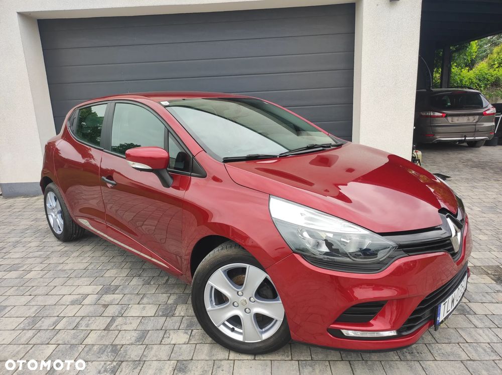 Renault Clio - 14