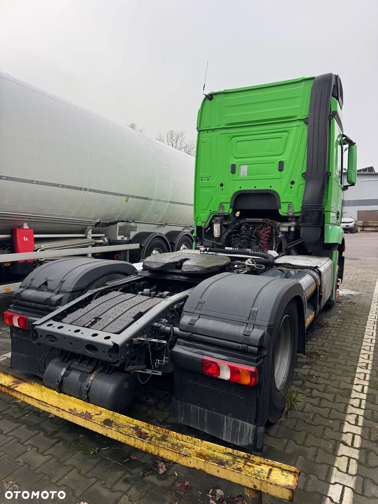 Mercedes-Benz Actros - 5