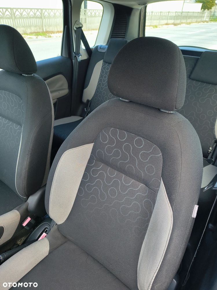 Citroën C3 Picasso 1.4i Seduction - 7