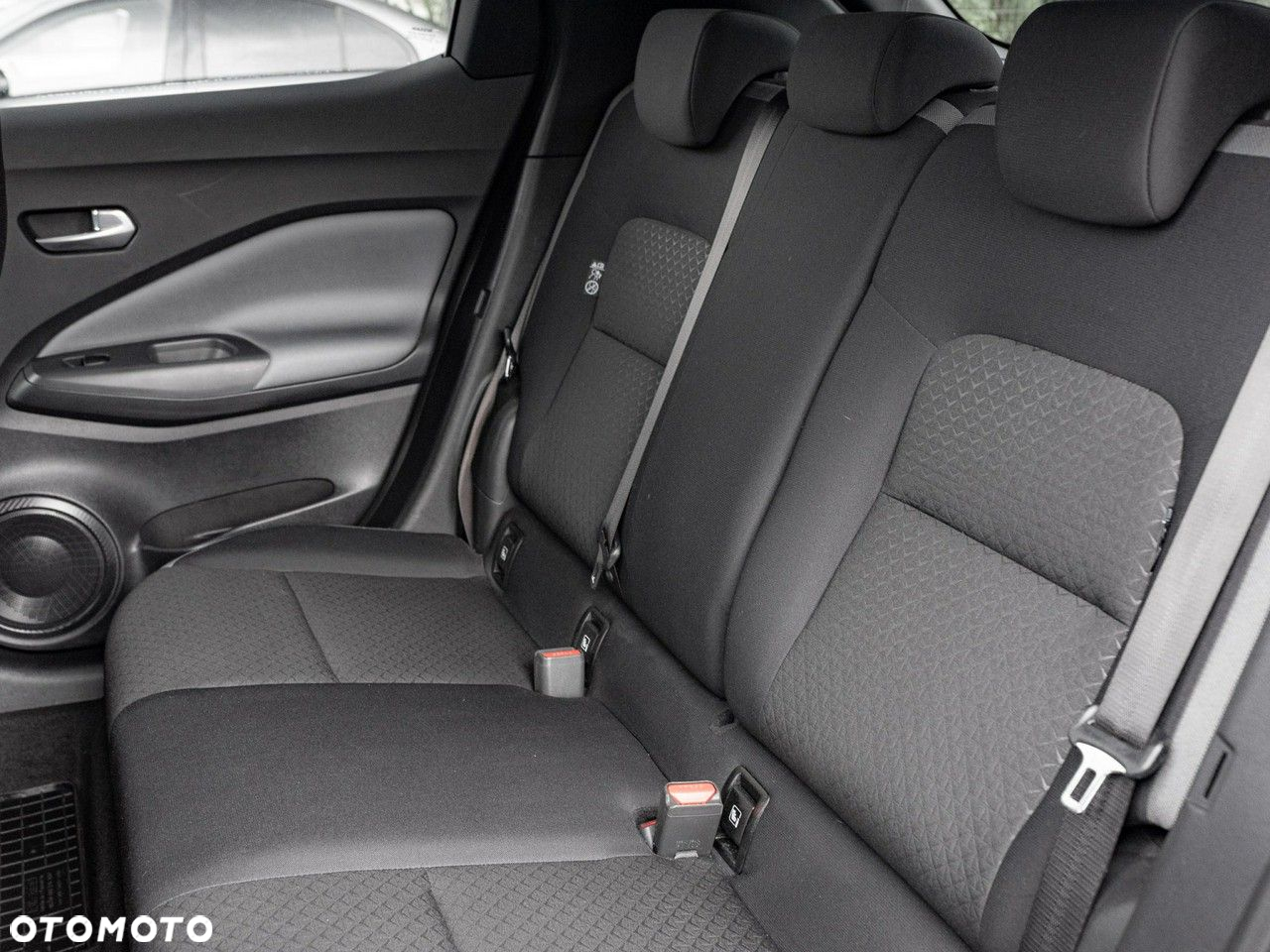 Nissan Juke 1.0 DIG-T N-Connecta - 26