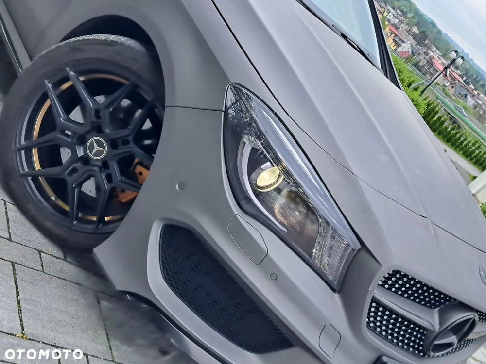 Mercedes-Benz CLA 220 CDI 7G-DCT AMG Line - 12