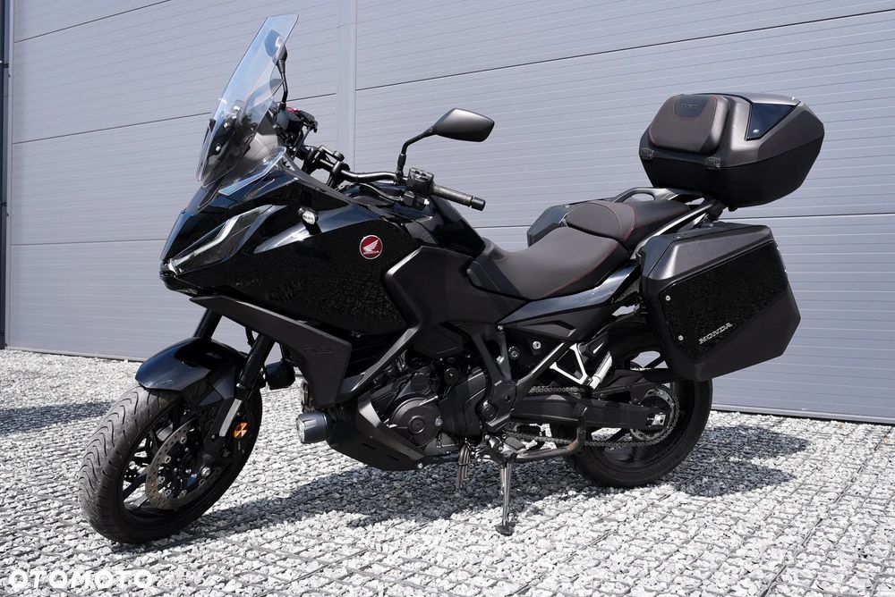 Honda NT - 9