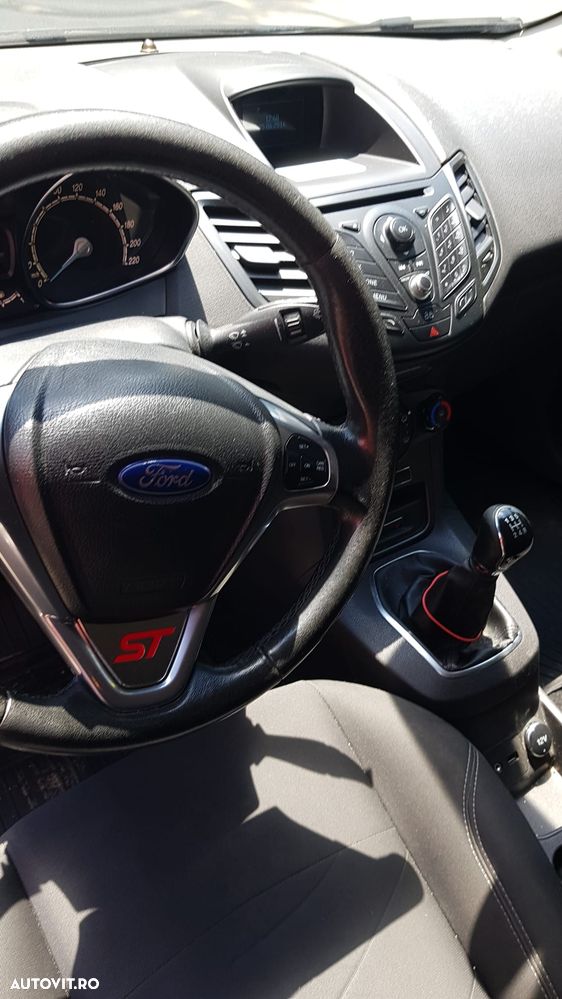 Ford Fiesta 1.5 TDCi ST Line - 3