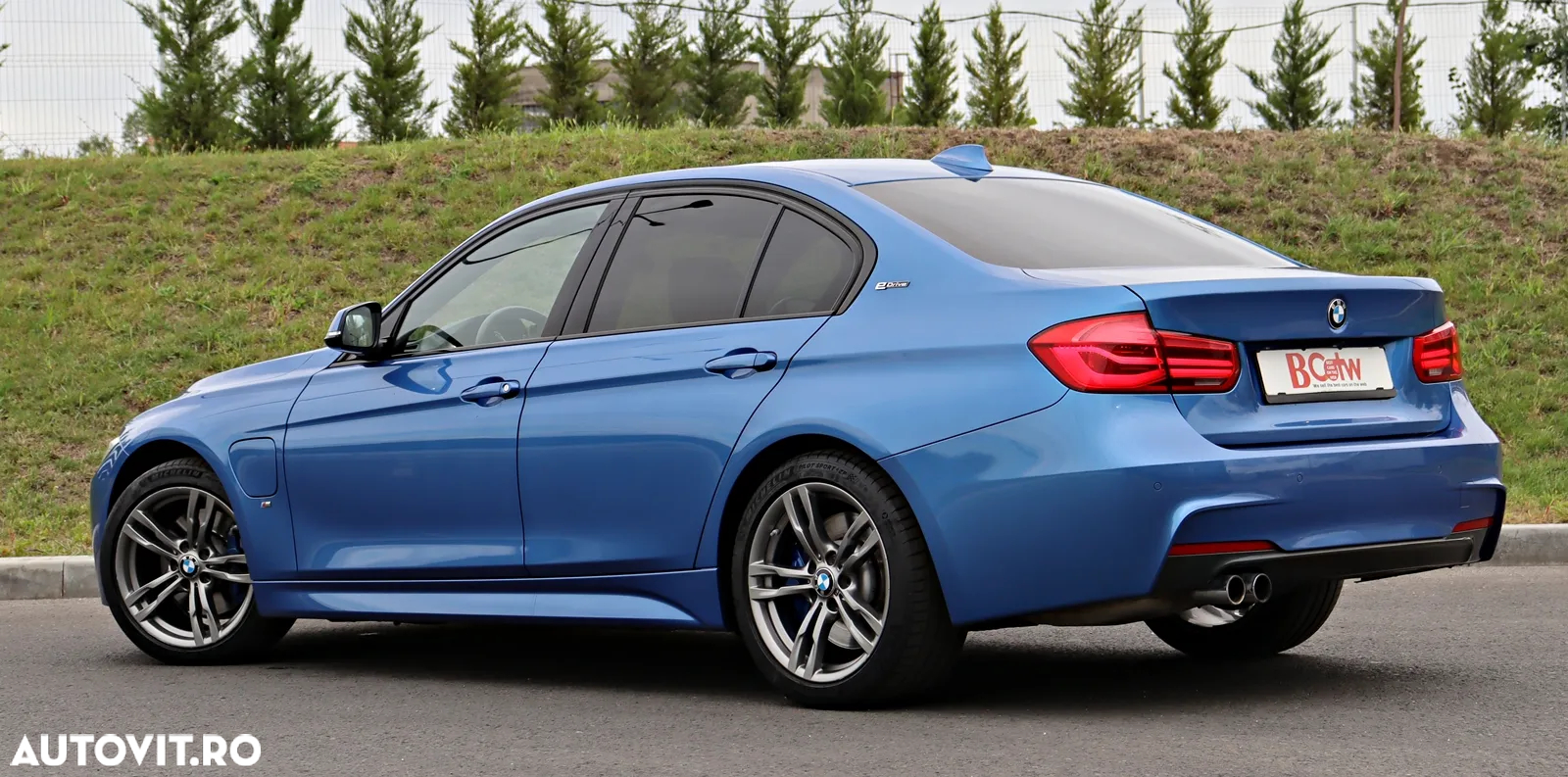 BMW Seria 3 330e iPerformance M Sport - 9