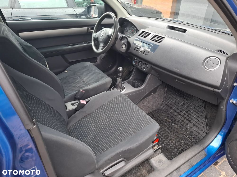 Suzuki Swift - 13