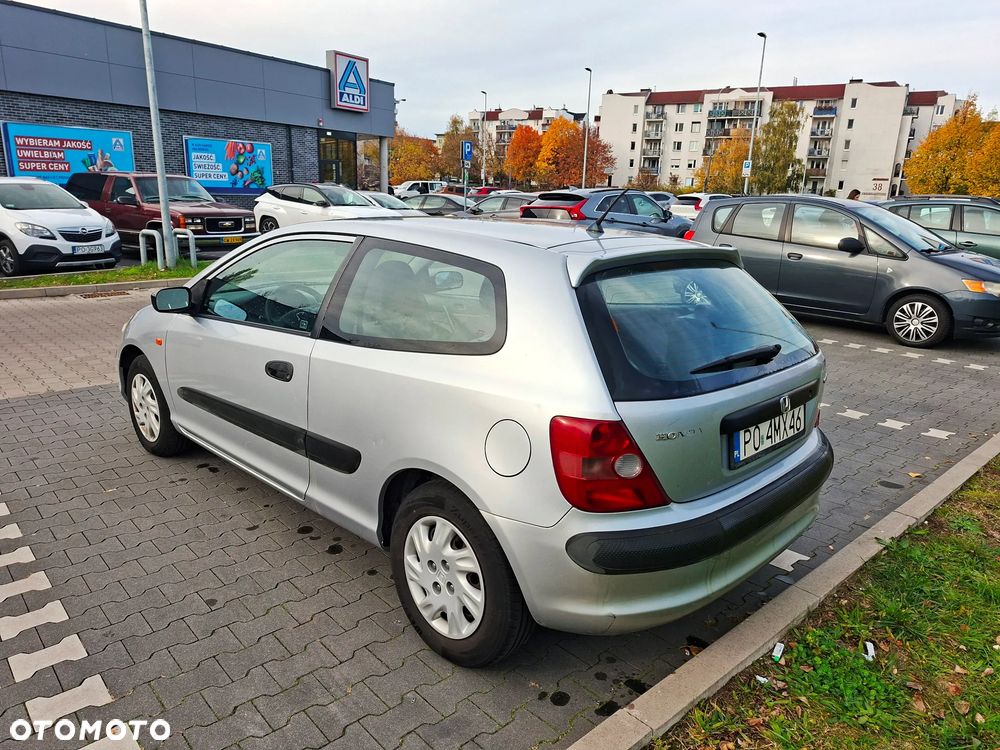 Honda Civic 1.4i S - 5