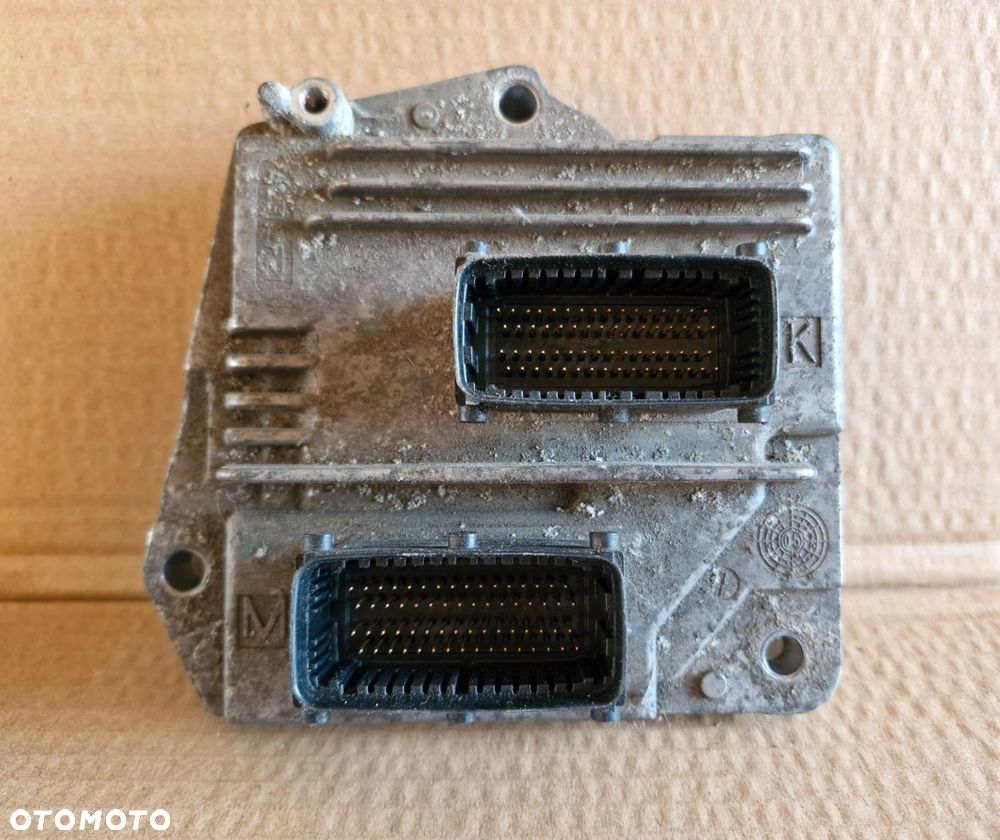 Sterownik silnika komputer Opel Meriva A 12249823 FFFR PIN - 2