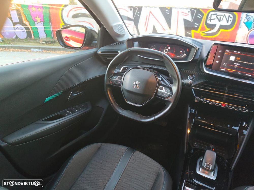 Peugeot 208 1.2 PureTech Allure EAT8 - 11