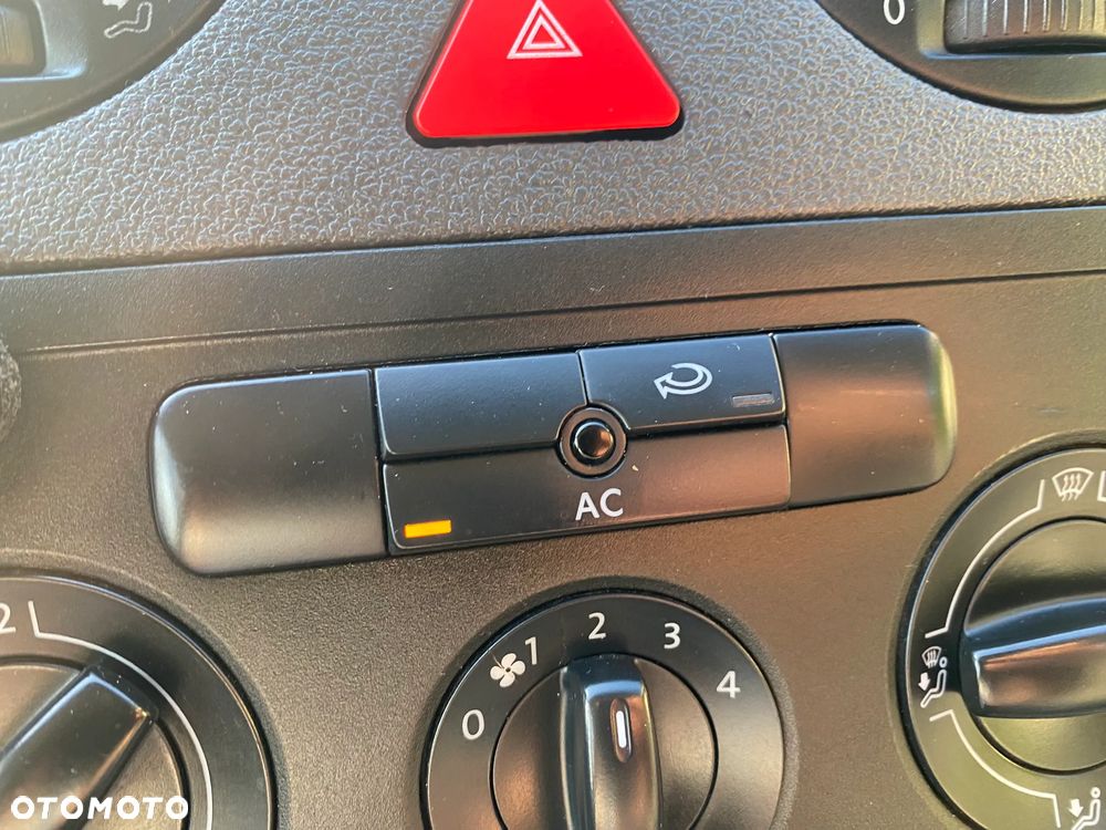 Volkswagen Caddy - 16