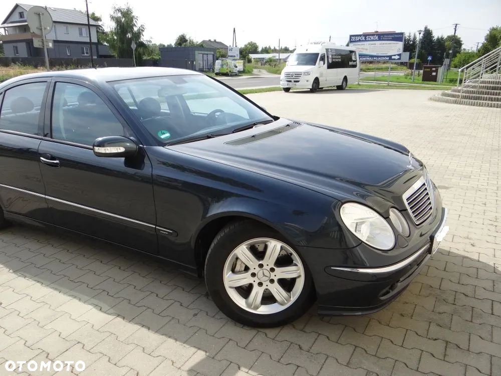 Mercedes-Benz Klasa E 200 Kompressor Avantgarde - 26