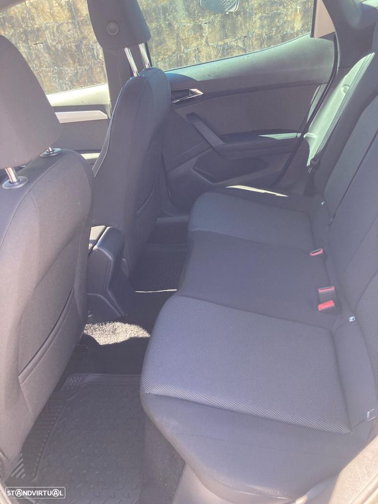 SEAT Arona - 15