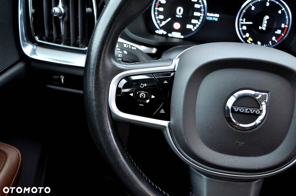 Volvo V60 D4 Inscription - 21