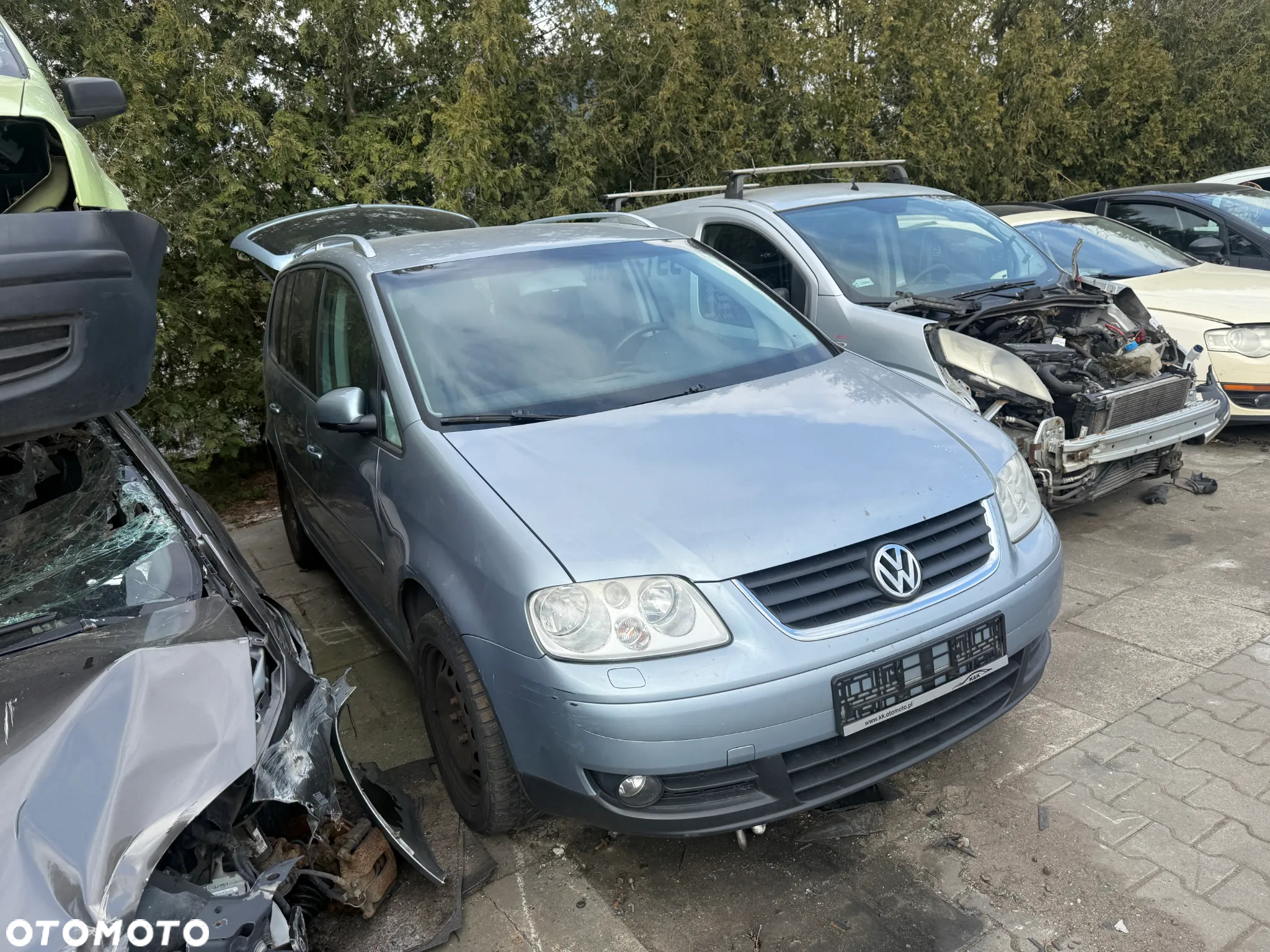 VW Touran 1.6 Skrzynia Zderzak Drzwi Lampa - 2