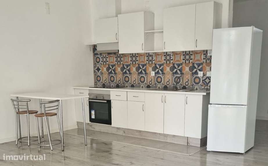 Apartamento T2 Leiria - Grande imagem: 2/11