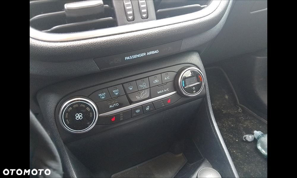 Ford Fiesta 1.5 TDCi S&S TITANIUM X - 10