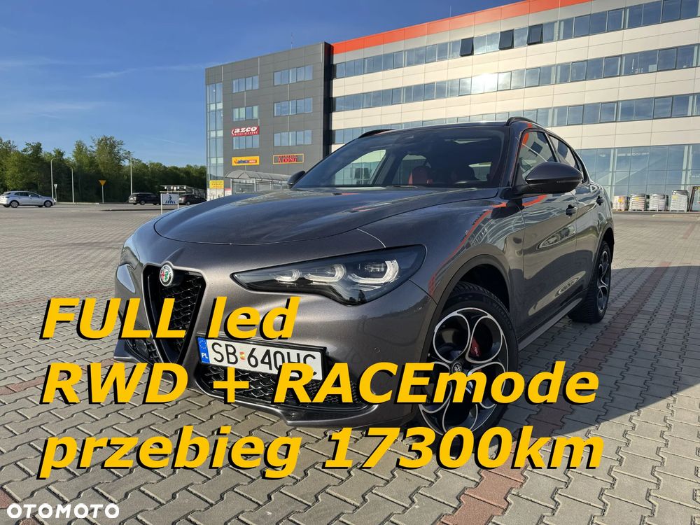 Alfa Romeo Stelvio - 1