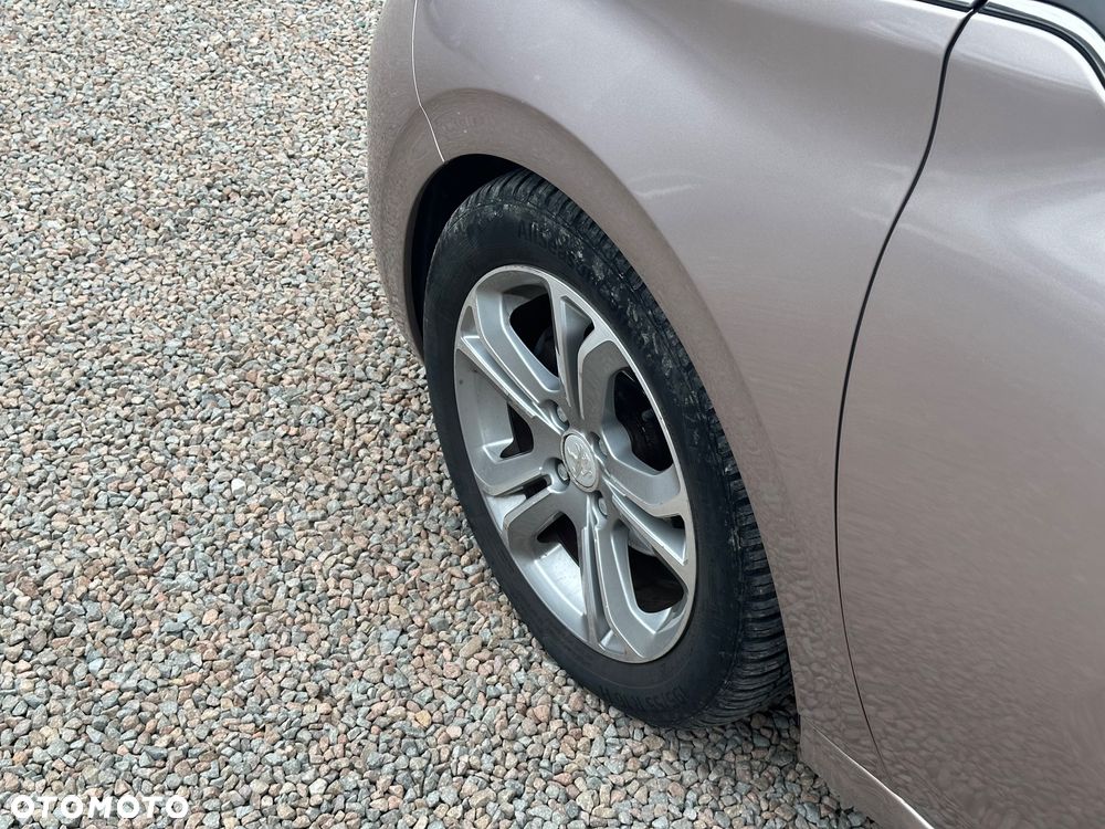 Peugeot 208 95 VTI Allure - 10