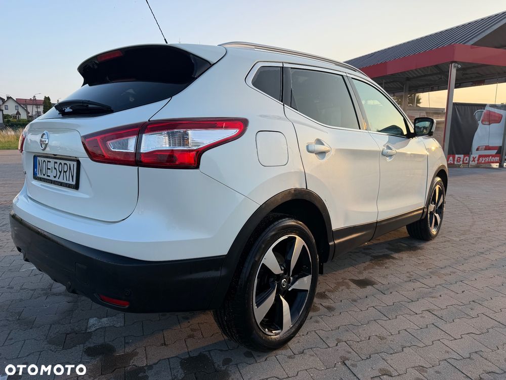 Nissan Qashqai - 10