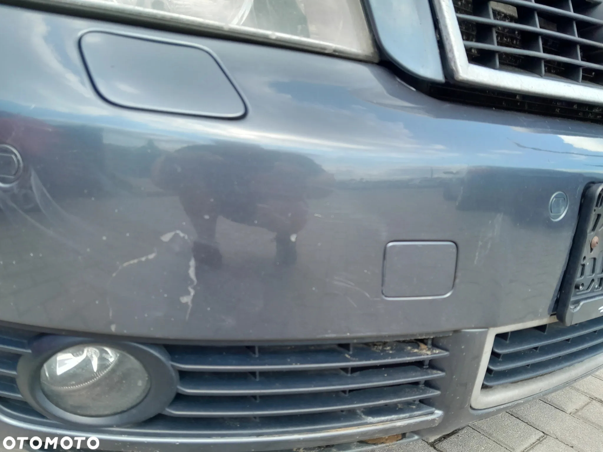 AUDI A4 B6 ZDERZAK PRZEDNI PRZÓD SPRYSKI PDC KOLOR: LX7Z - 9