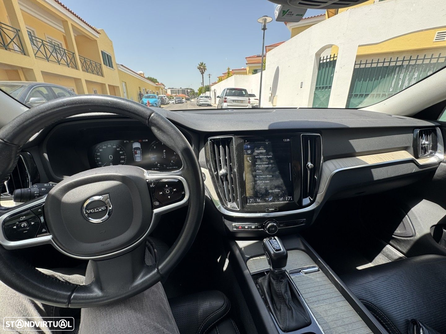 Volvo V60 2.0 D3 Inscription Geartronic - 23