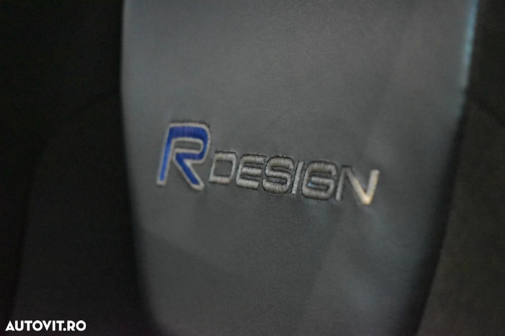Volvo V40 D3 R-Design - 19