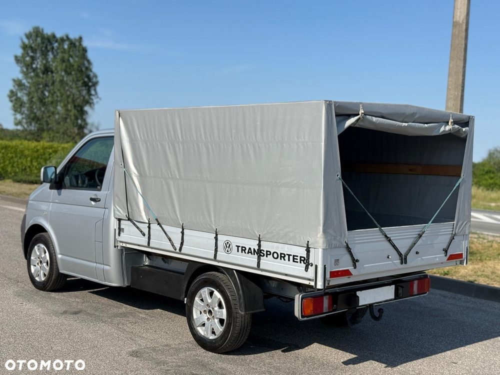 Volkswagen Transporter - 2