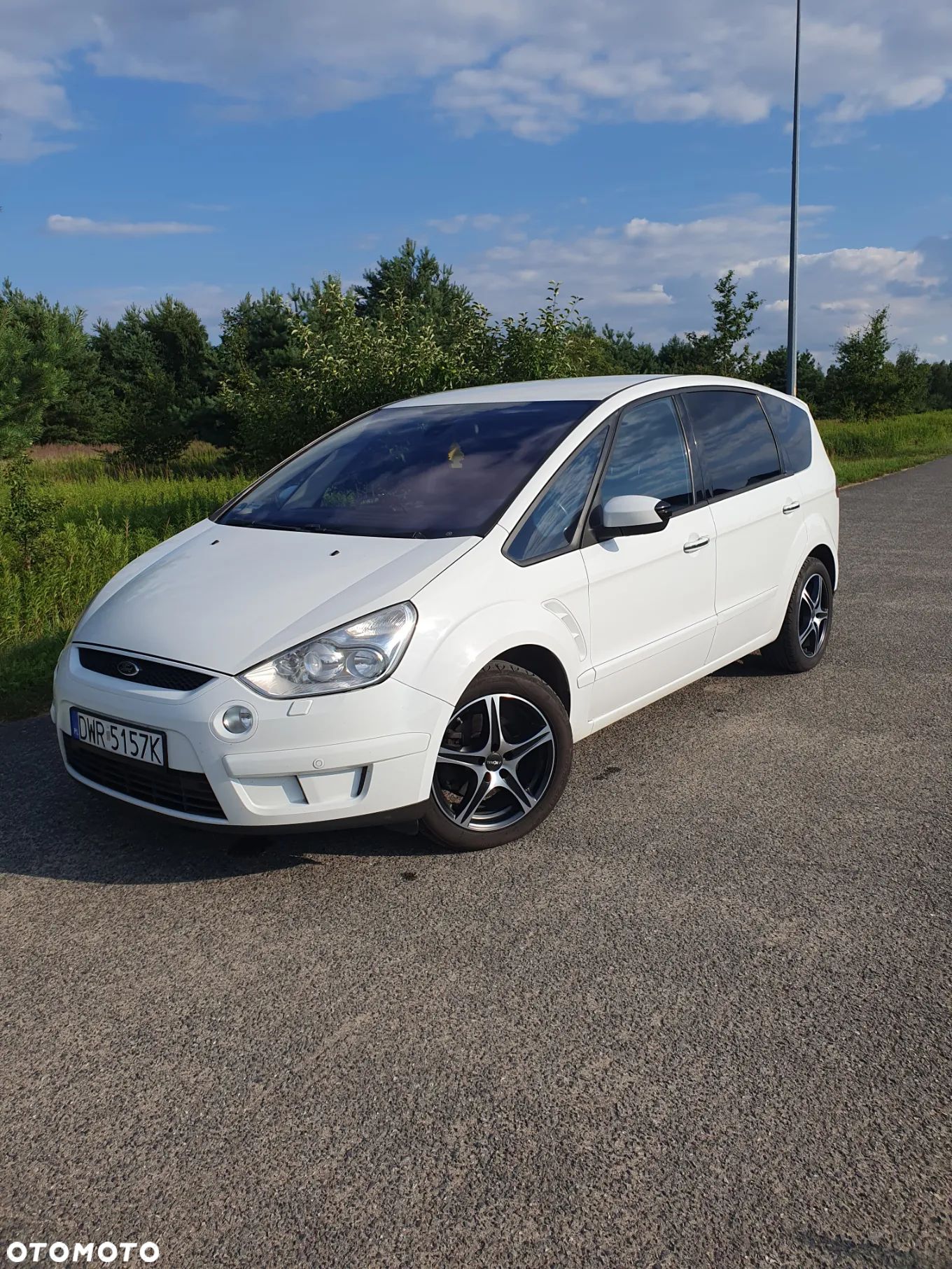 Ford S-Max 2.0 TDCi DPF Titanium - 1