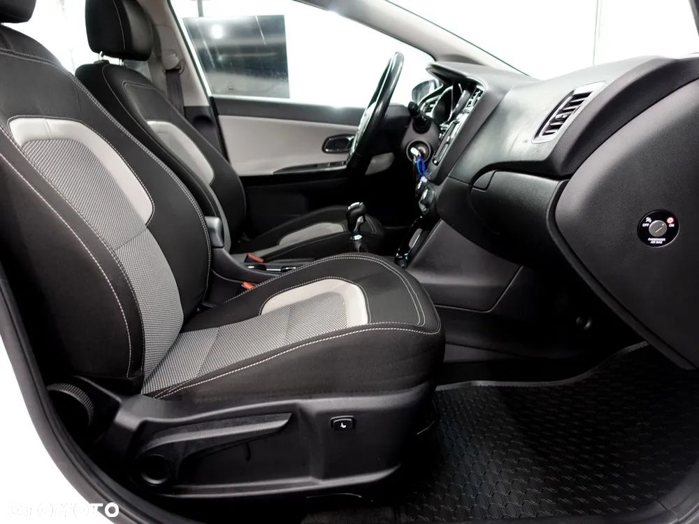 Kia Ceed Cee'd 1.6 CRDi L Business Line - 18