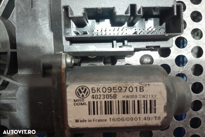 Motoras macara geam dreapta 5K0959701B / 5K0959793 Volkswagen VW Golf - 2