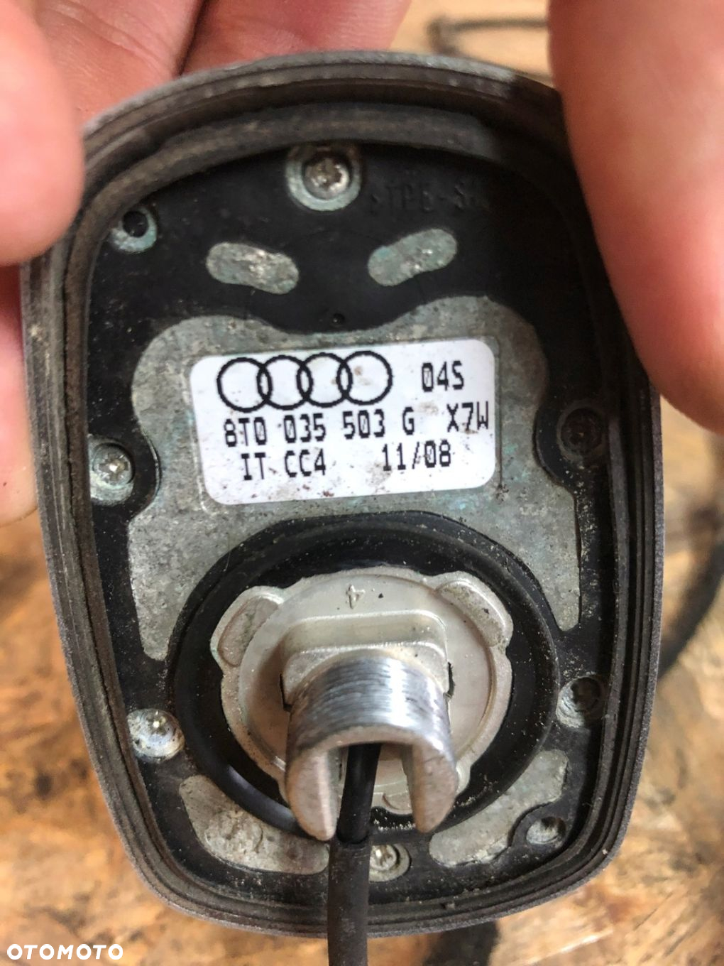 ANTENA DACHOWA AUDI A5 A4 B8 8T0035503G LX7W - 3